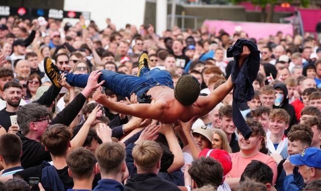 王勤伯：足球并不无聊，无聊的是英格兰