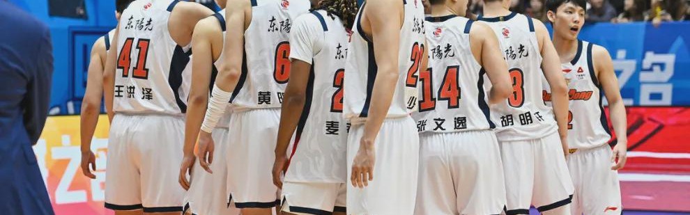 CBA排名剧变！山东大战广东！曝郭艾伦被诈骗千万，周琦一语中的